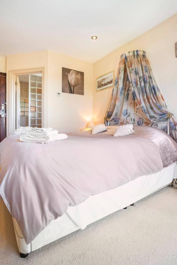 Willow Ridge - A Large Country House With 3 Rental Rooms Clutton Екстериор снимка