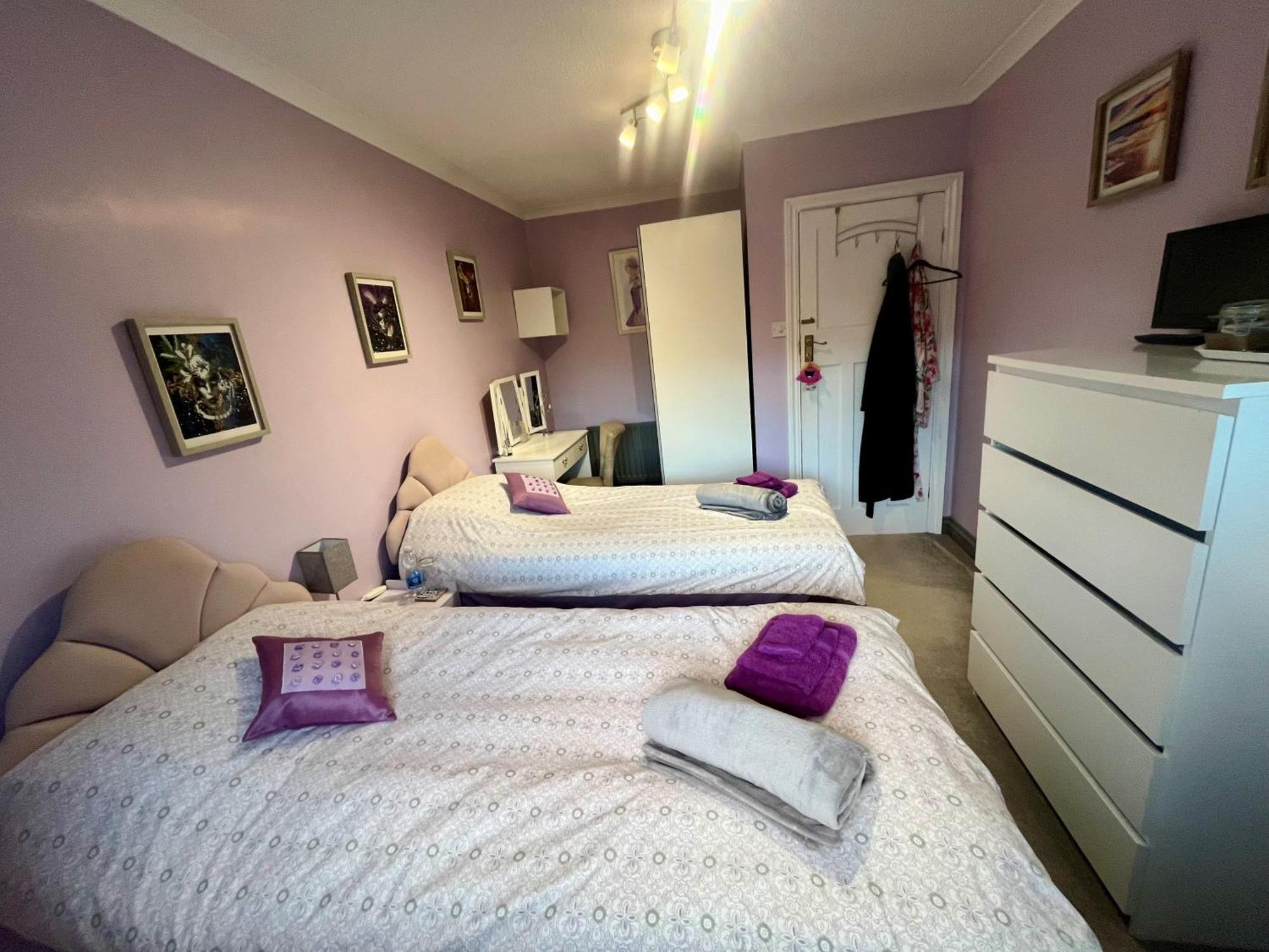Willow Ridge - A Large Country House With 3 Rental Rooms Clutton Екстериор снимка